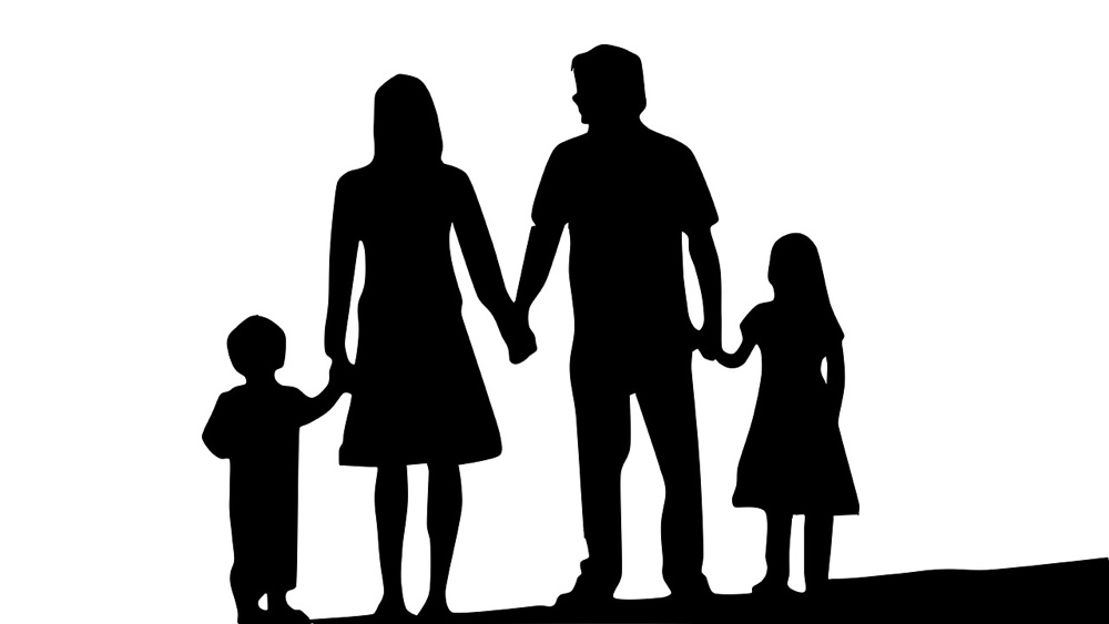 Schwarzweiss Grafik junge Familie