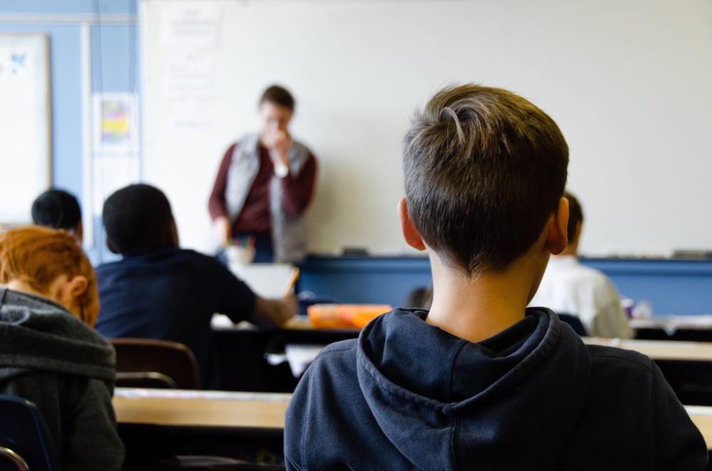 Schulzimmer während einer Schulstunde